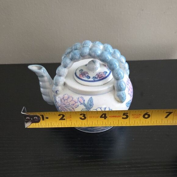 Floral Blue and White Ceramic Teapot - Picture 6 of 7